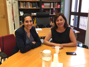 francina-armengol-rep-la-visita-de-la-candidata-pel-ps-a-les-legislatives-franceses-gabrielle-siry-molina