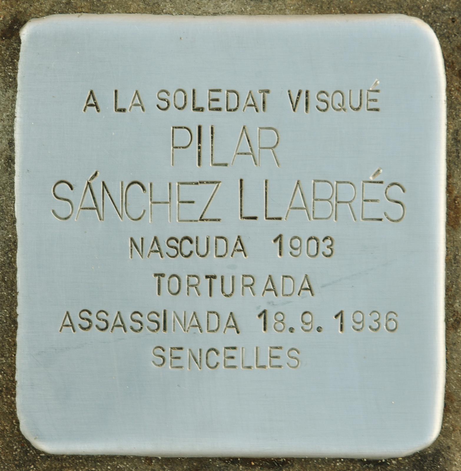 Placa Pilar Sánchez Llabrés