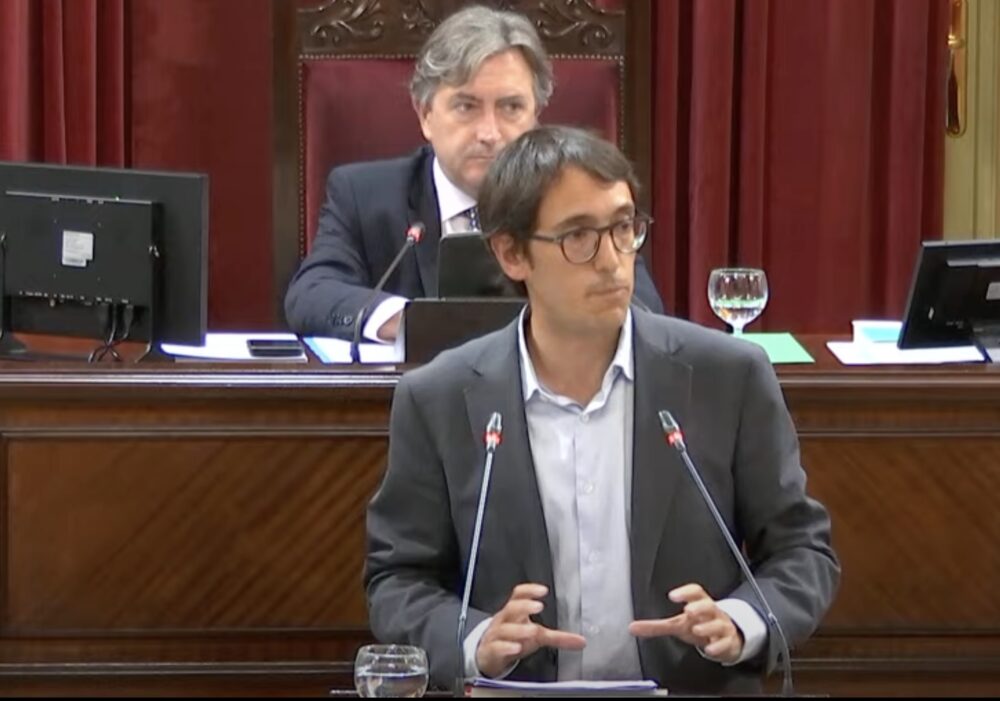 Iago Negueruela defensa la Proposició de Llei sobre l'ITS