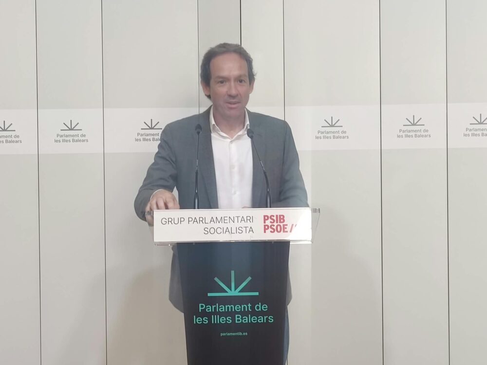 Marc Pons, al faristol de portaveus parlamentaris