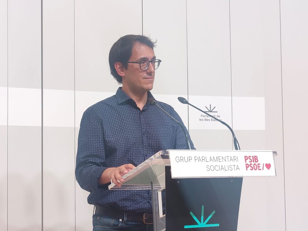 Iago Negueruela, portaveu parlamentari psib-psoe